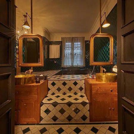 Hotel - Adults Only 5*