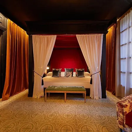 - Adults Only Otel 5*